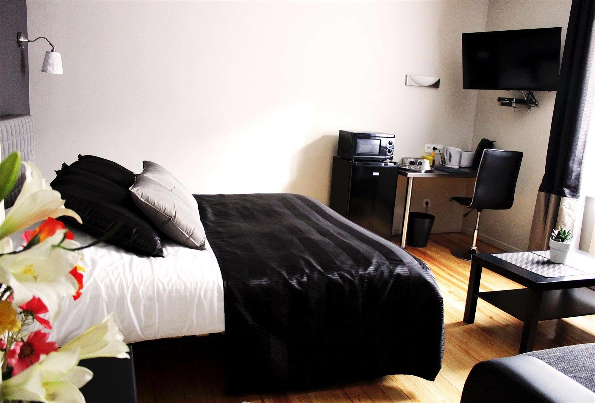 วีลา ลูฟวร์ ล็อง Bed & Breakfast ล็องส์ ภายนอก รูปภาพ